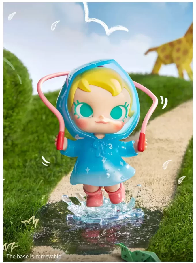 Figurină amuzantă Baby Molly, zi ploioasă