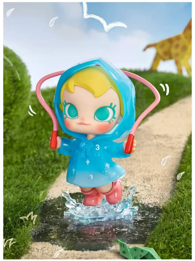 Figurină amuzantă Baby Molly, zi ploioasă