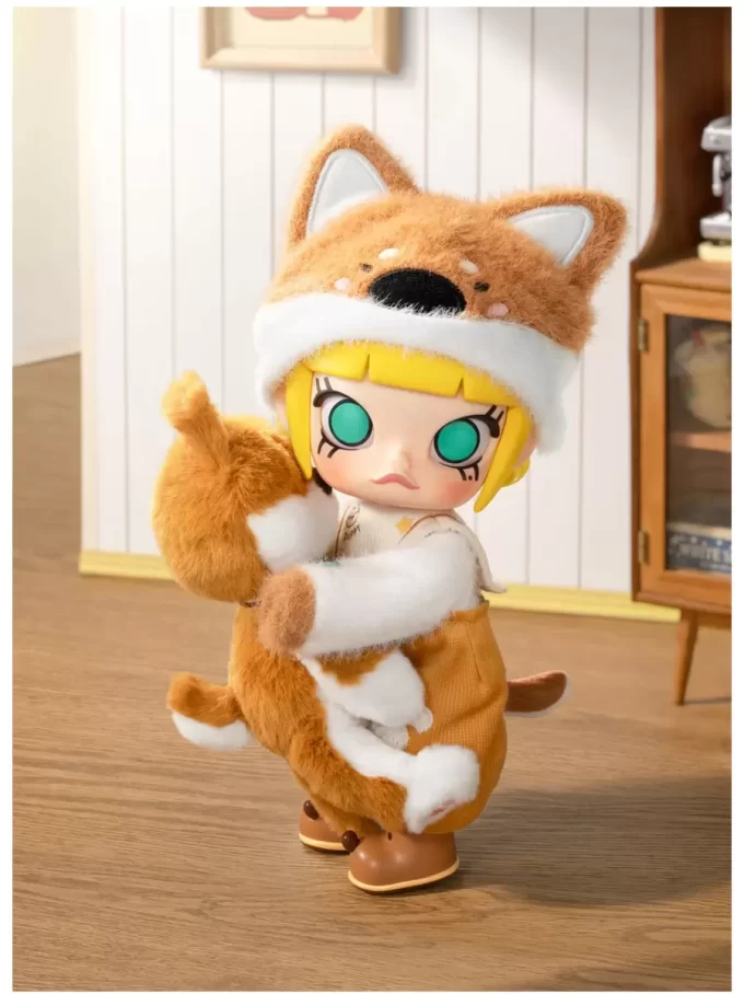 Figurină de acțiune MOLLY Hugging 1/8