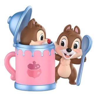 Figurine Disney Chip și Dale din seria Fun Loving Brother „Pisicuță ascunsă în ceașcă de ceai”