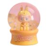 Globul de cristal Labubu Big into Energy „Fericire”