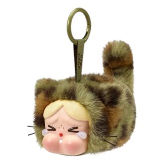 Pandantiv de pluș din vinil Crybaby Wild but Cutie „Camo Cutie” Pandantiv de pluș din vinil Crybaby Wild but Cutie „Camo Cutie”