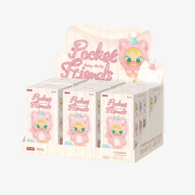 Seria Baby Molly Pocket Friends – Cutie de pluș din vinil cu pandantiv