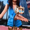 Seria CRYBABY Wild But Cutie – Cutie de vinil din pluș cu pandantiv Seria CRYBABY Wild But Cutie – Cutie de vinil din pluș cu pandantiv