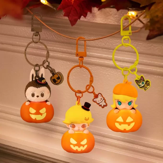 Seria Happy Halloween Party – Pandantiv luminos cu dovleac